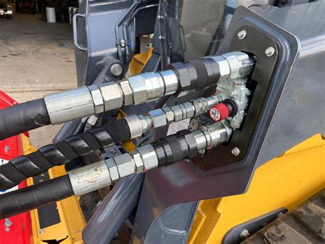 333g skid steer attatchment coupler|Skid Steer Hydraulic Couplers .